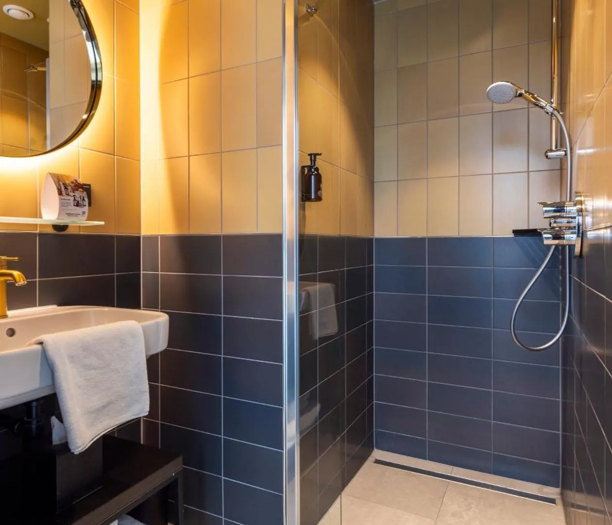 Fletcher Boutique Hotel Slaak-Roterdão